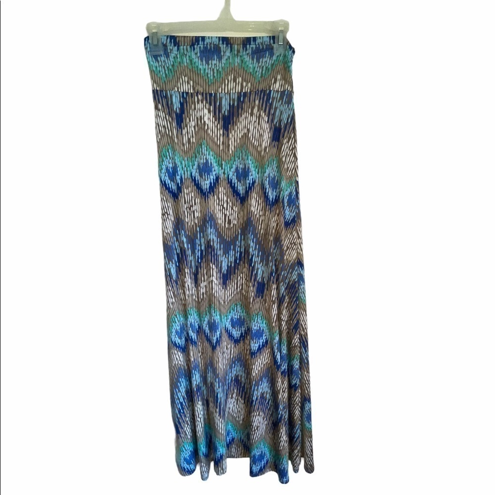 🌻 Gilli multi colored skirt. Size medium - Picture 2 of 7